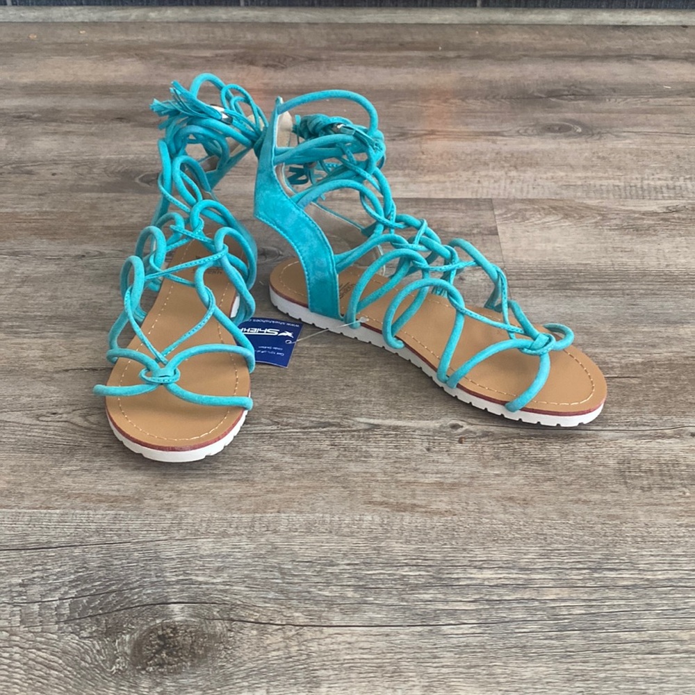 Sam 24 Lace up sandals